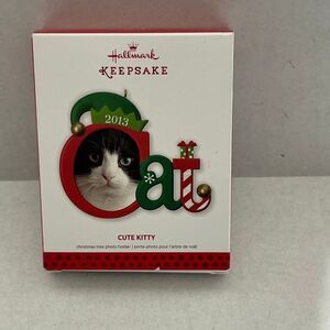 Hallmark Keepsake 2013 Cute Kitty Cat Christmas Tree Photo Holder